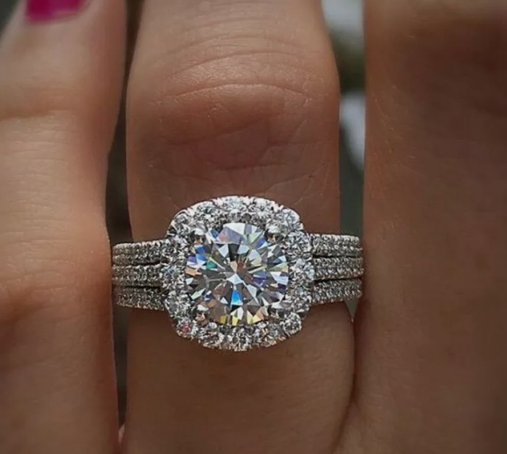ROUND CUT DIAMOND WEDDING/ENGAGEMENT RING 6,7,8,9